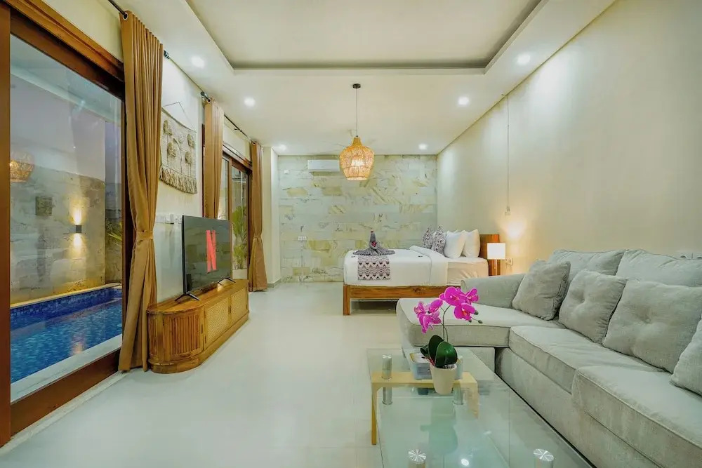 3-bedroom Private pool villa City Sanur