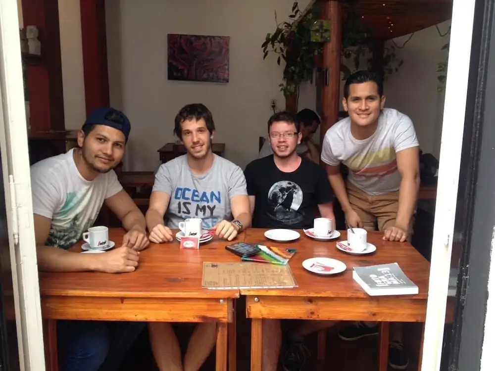 La Casa de Pandora Hostel & Cafe
