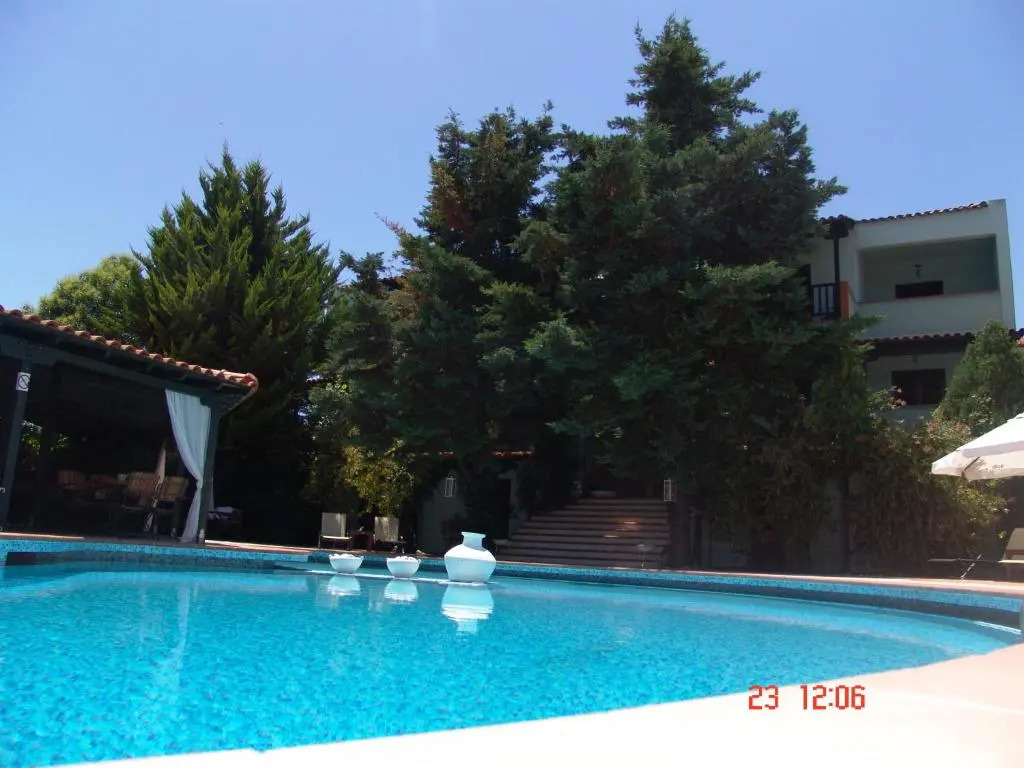 Eden Hotel