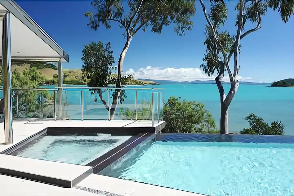 Edge Apartments on Hamilton Island by HIHA