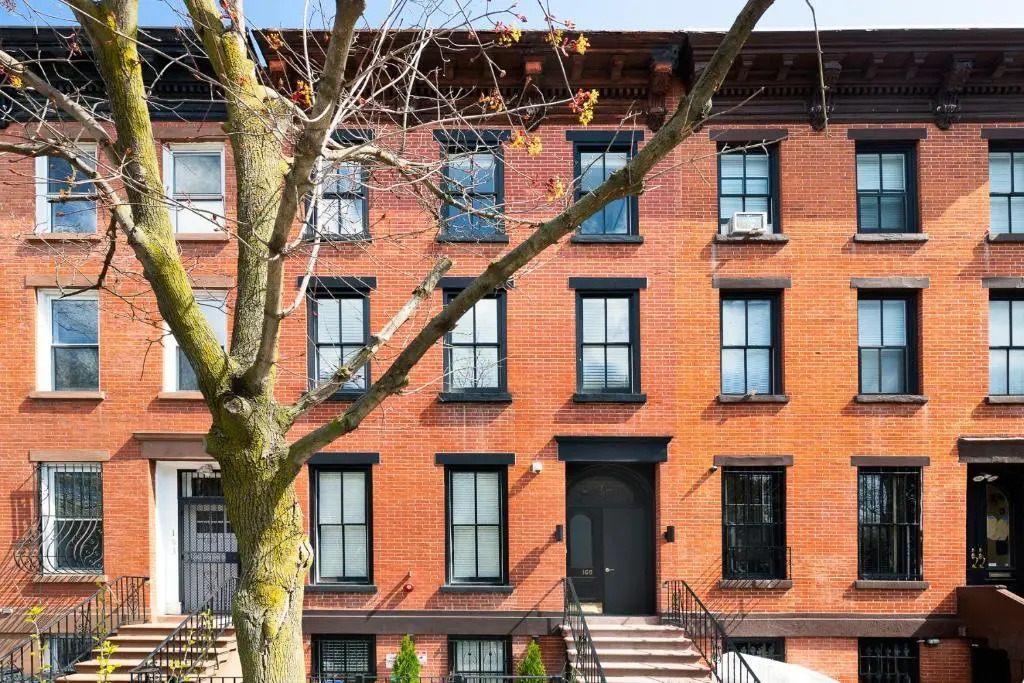 BOND Townhouse