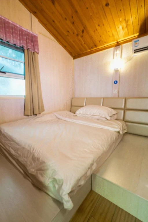 Taihe Vacation House