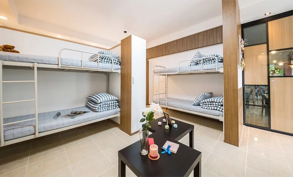 Peter Pan Guesthouse - Hostel