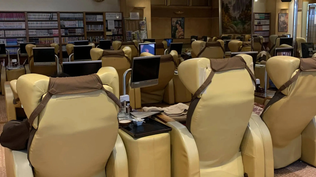 Funabashi Grand Sauna and Capsule Hotel