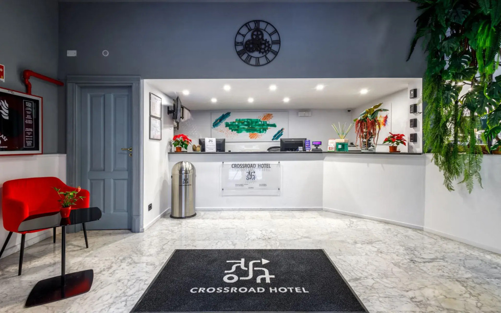 Crossroad Hotel