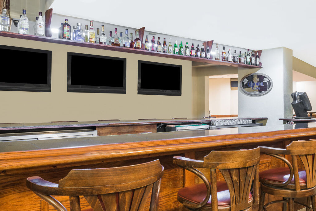 Holiday Inn Philadelphia Arpt-Stadium Area by IHG