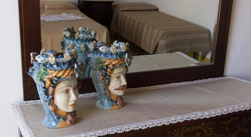 Hotel Macondo