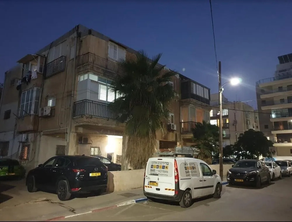 GK Apartments Limbskit 4
