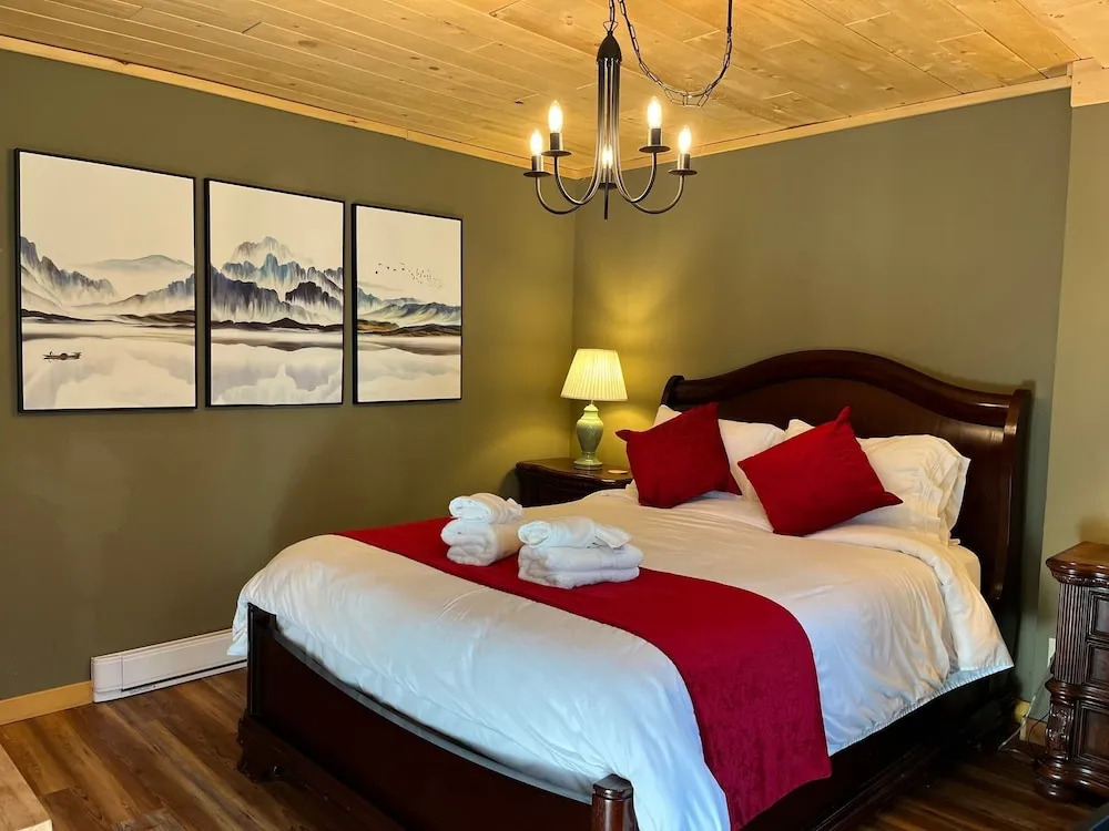 Frigon Suite -Waterfront