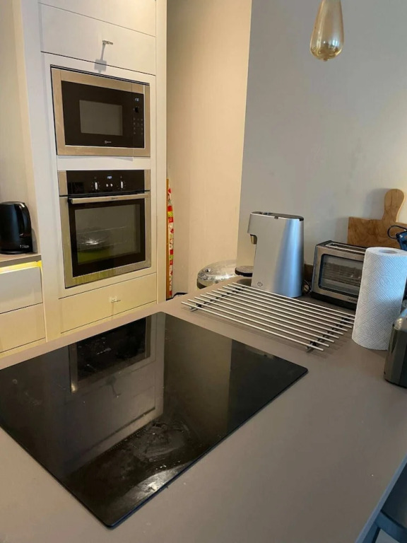 Modern & Central 2BD Flat - Broadmead