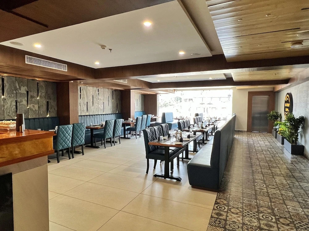 HOTEL PRAJYOT