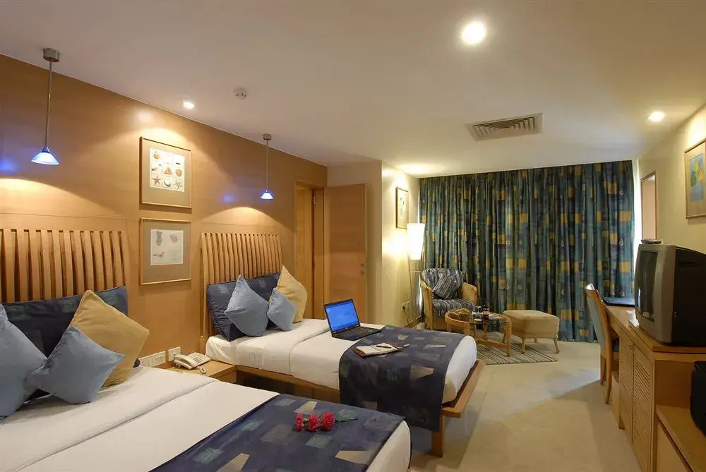 Capital O 15501 Hotel Regency