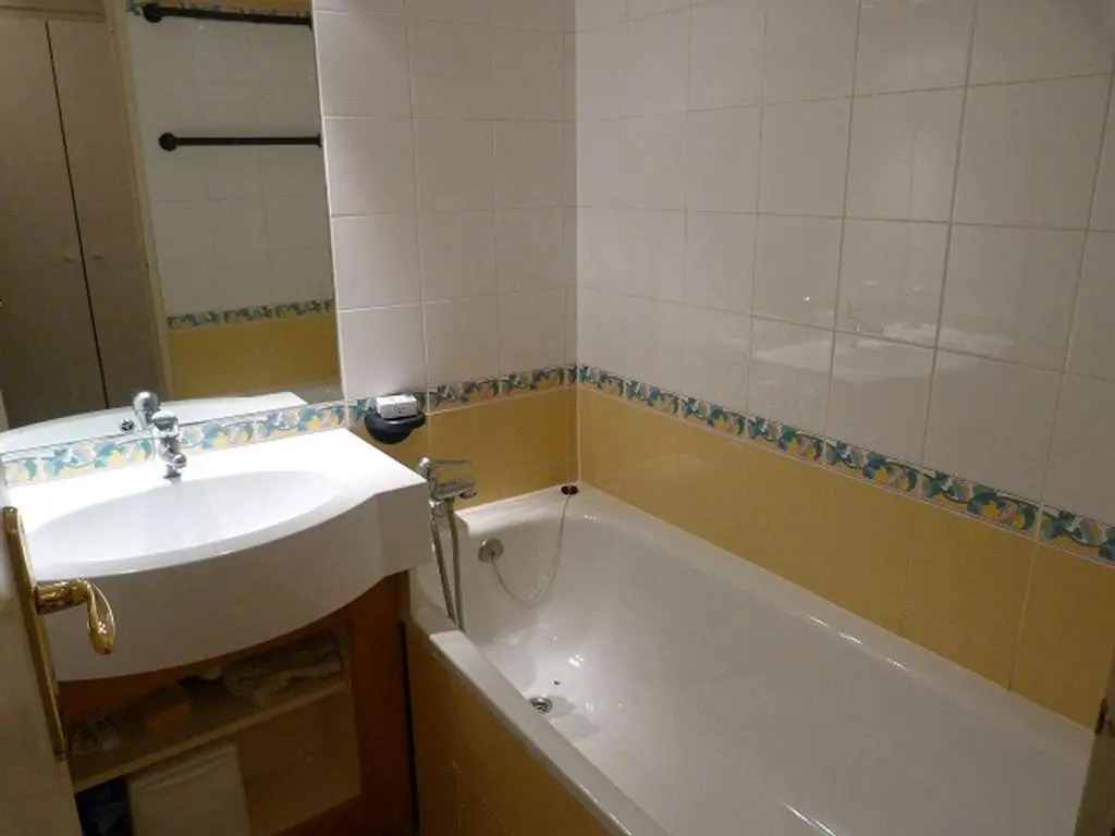 Appartement Les Menuires, 2 pièces, 6 personnes - FR-1-178-182