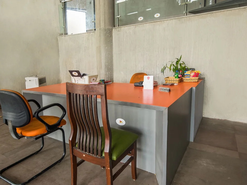 Capital O 15942 Anting Villa Hotel