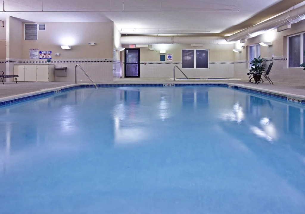 Holiday Inn Express & Suites Logan By IHG