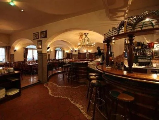 Hotel Restaurant Lebzelter
