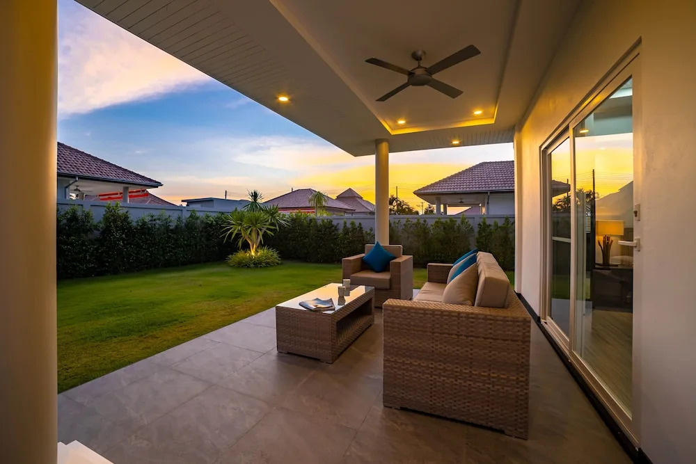 New Modern 3 Bedroom Pool Villa MS24