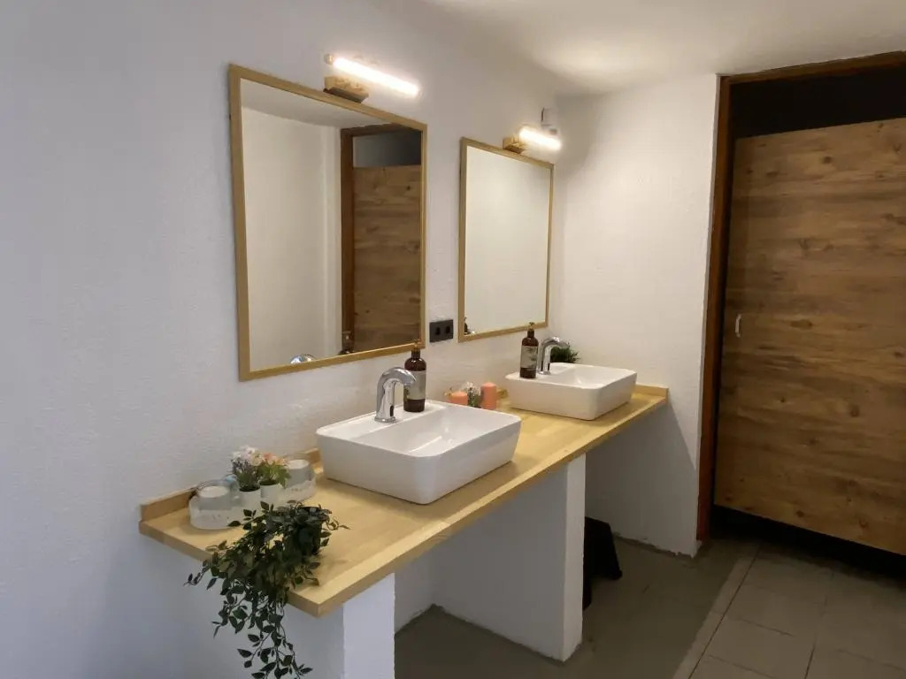 Omar Hotel & Suites