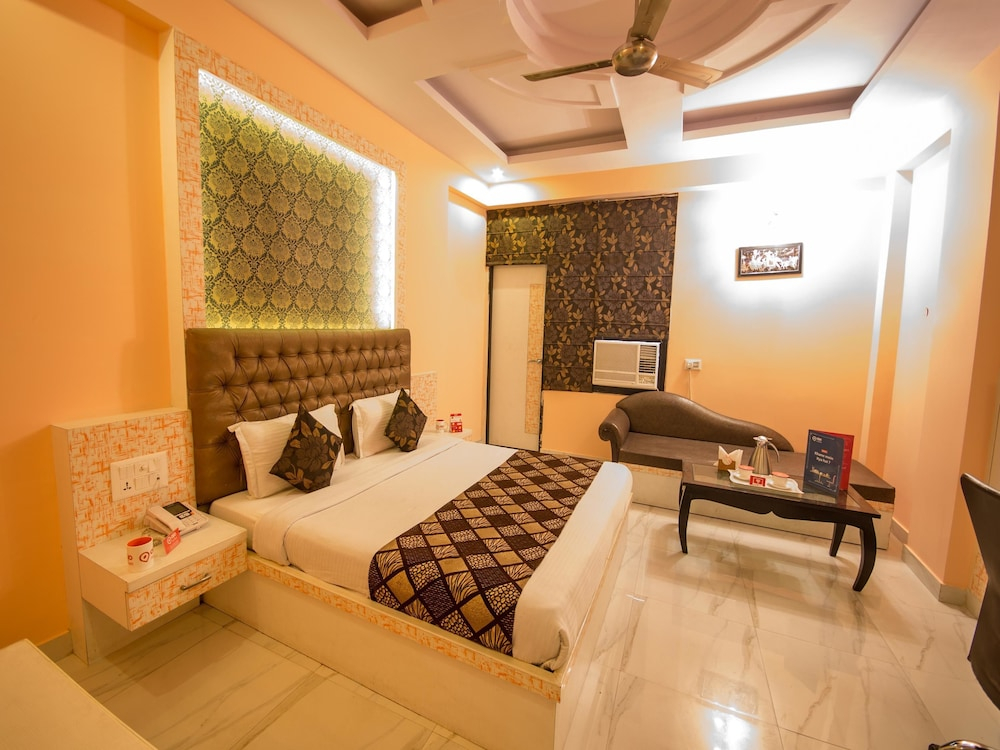 OYO 2263 Hotel Govinda Royal