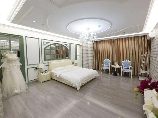 Changzhijiang Designer Hotel (Shantou Zhujiang Road Food Street Branch)