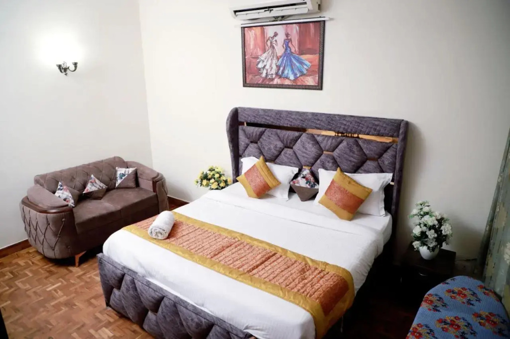 3Bhk Fortune Home,E28 1B Saket Near Max Hospital,Pvr