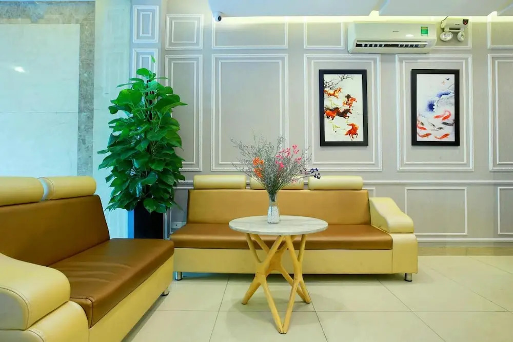Lucky Star Hotel 266 De Tham