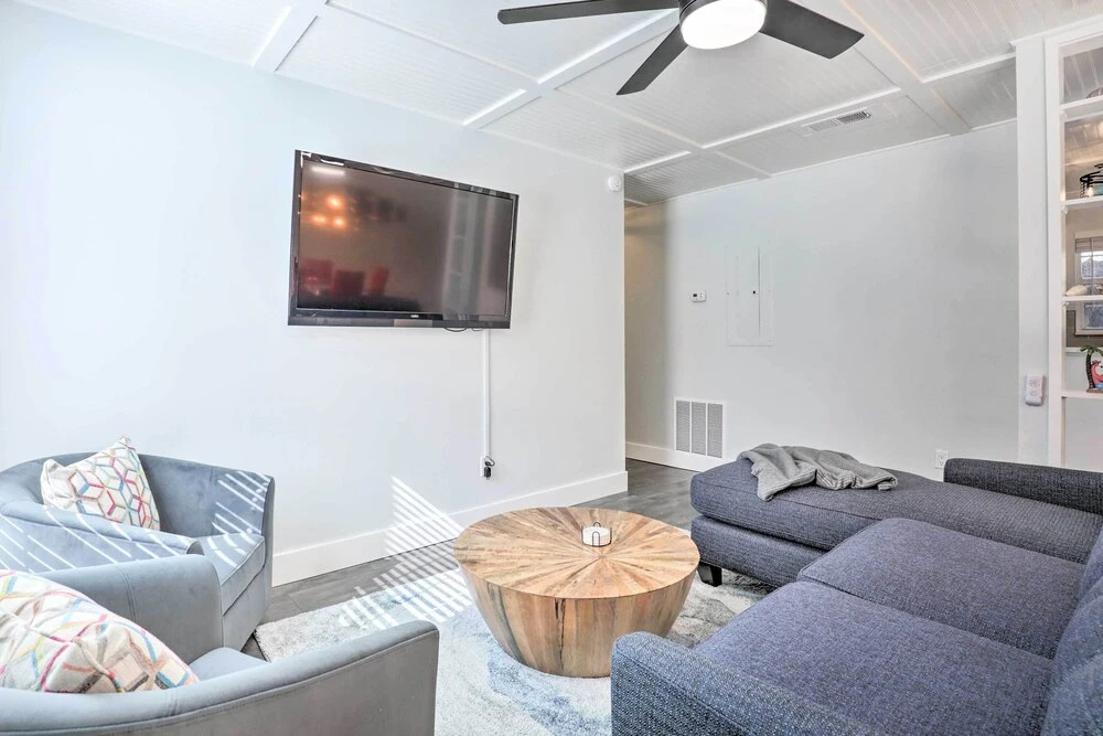 Modern Florida Home ~ 5 Mi to Surfside Park!