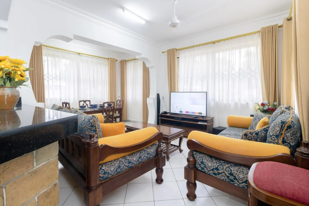 Royal Palms Apartment A2