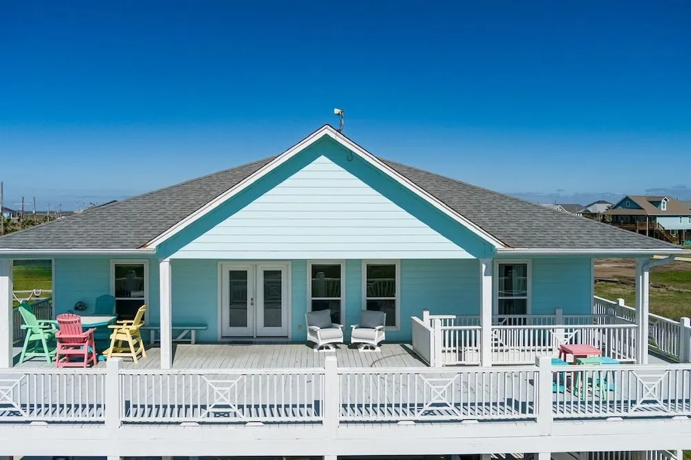 The Esscape 3 Bedroom Home by RedAwning