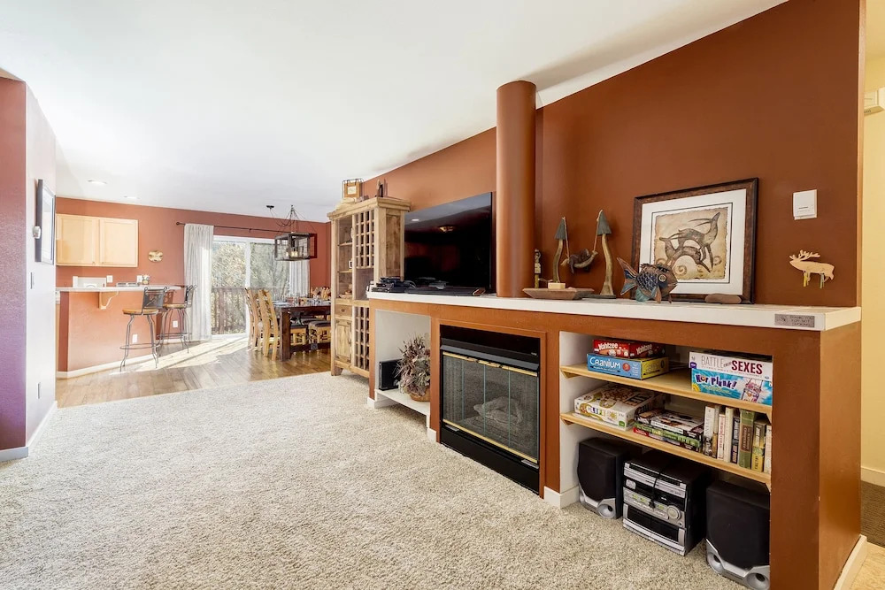Sunburst 3473 3 Bedroom Condo by RedAwning
