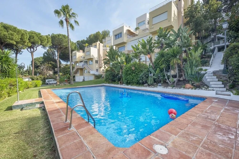 Agrupadas Las Brisas by SB