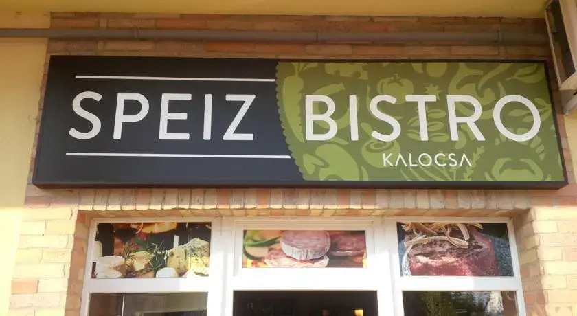 Speiz Apartmanház