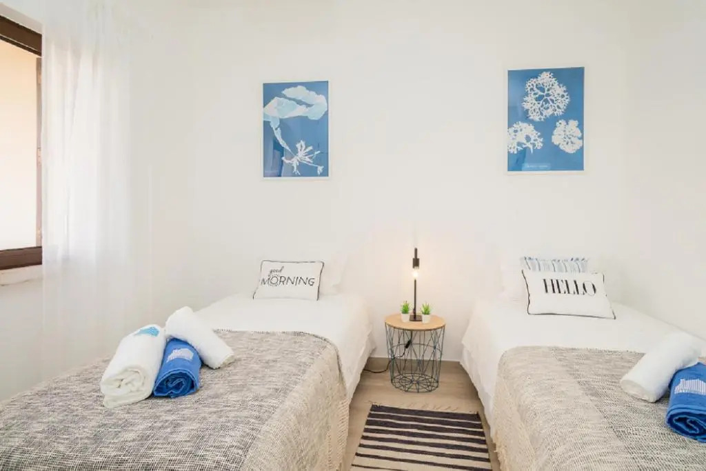 WOW Beach Flat, 200m to SEA & 10 min to Downtown