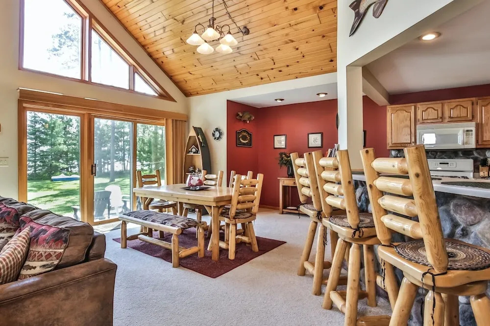 Sandy Shores - 4 Br Home