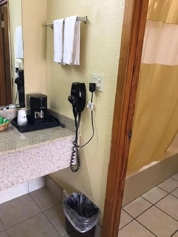 Americas Best Value Inn-Indianola