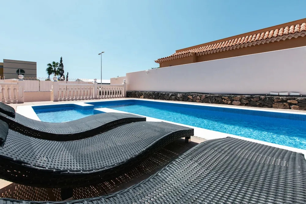 Classic Villa, luxe, private pool & prime location