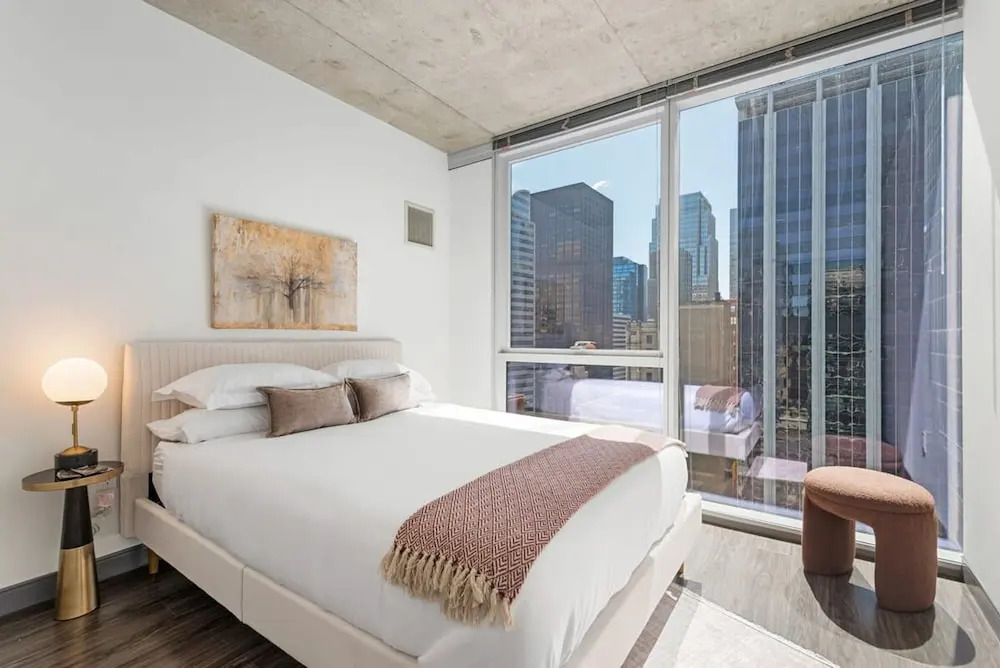 Heart of City Haven 3BR High-end Stay