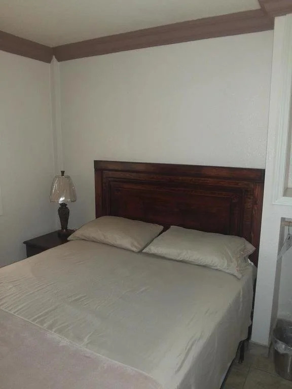 Suites Leon Rojo