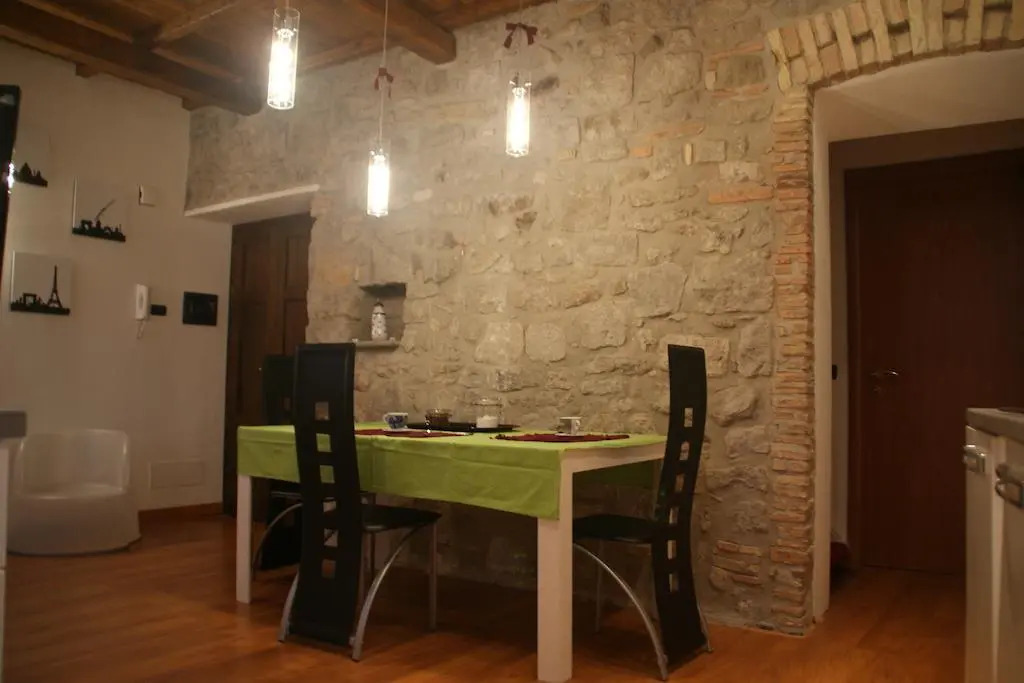 Emc2 Bed  Breakfast