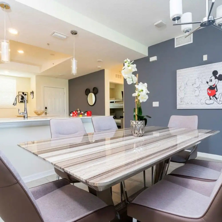 4721 Unit 105 Stunning Apartment 2BD