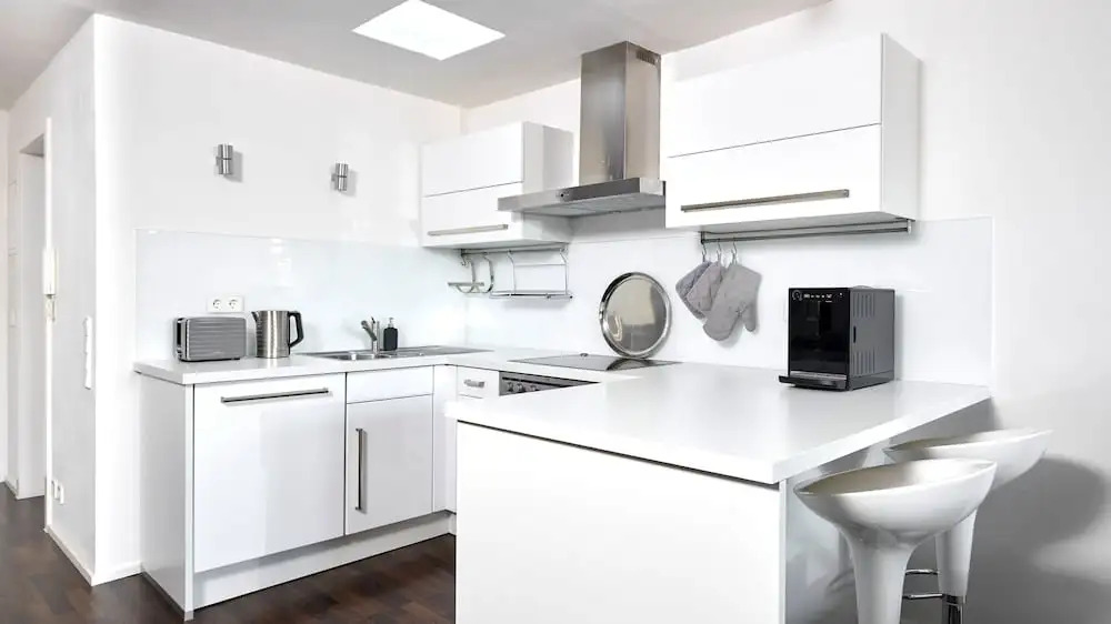 criston apartments - central living P