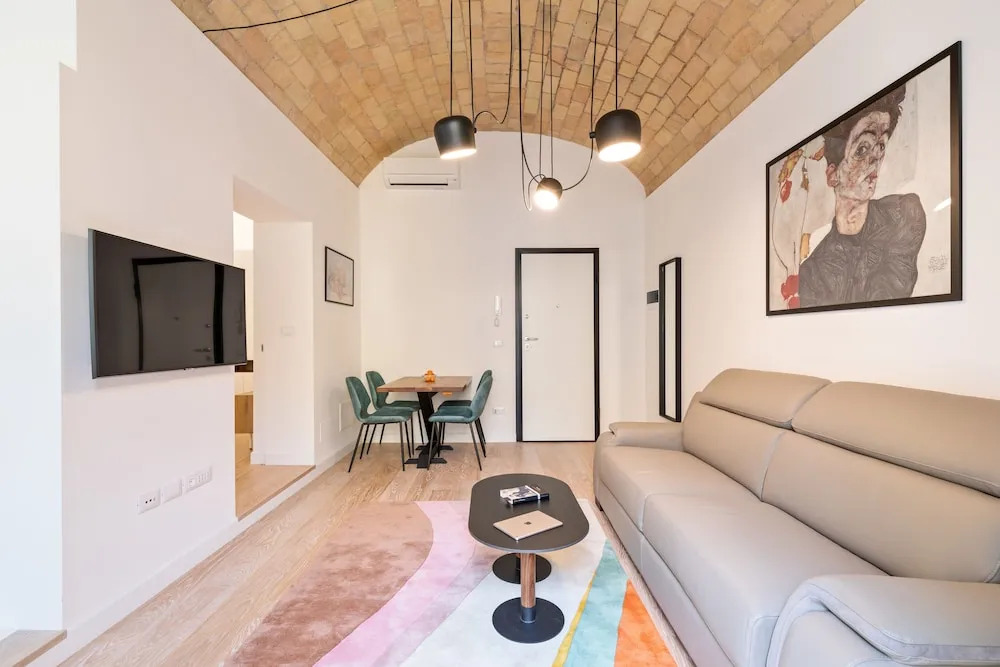 Luxury Apartments Piazza Cavour