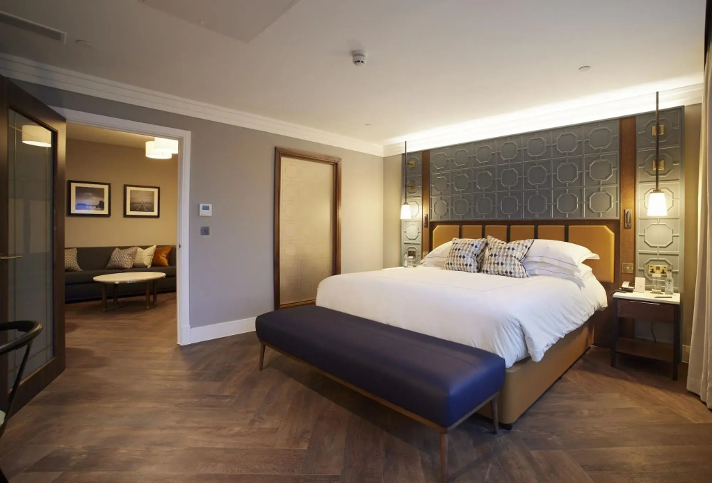The Parkgate Hotel