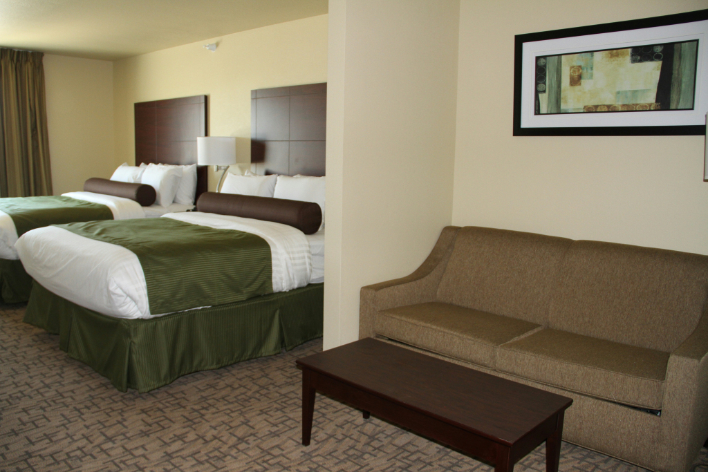 Cobblestone Hotel & Suites - Devils Lake