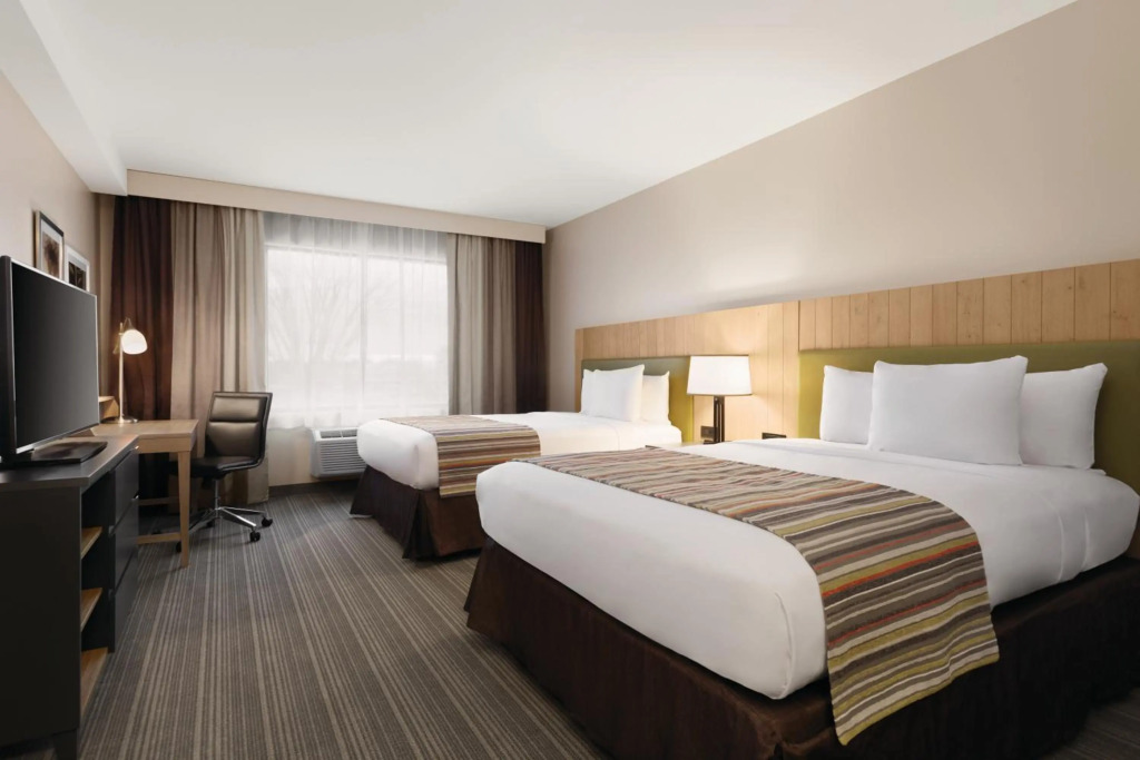 Country Inn & Suites by Radisson, Belleville, ON