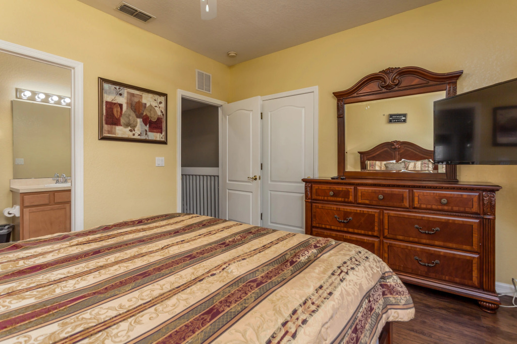 Coral Cay-ru1054