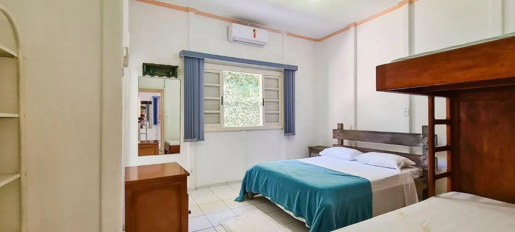 Casa com piscina perto da praia de Riviera