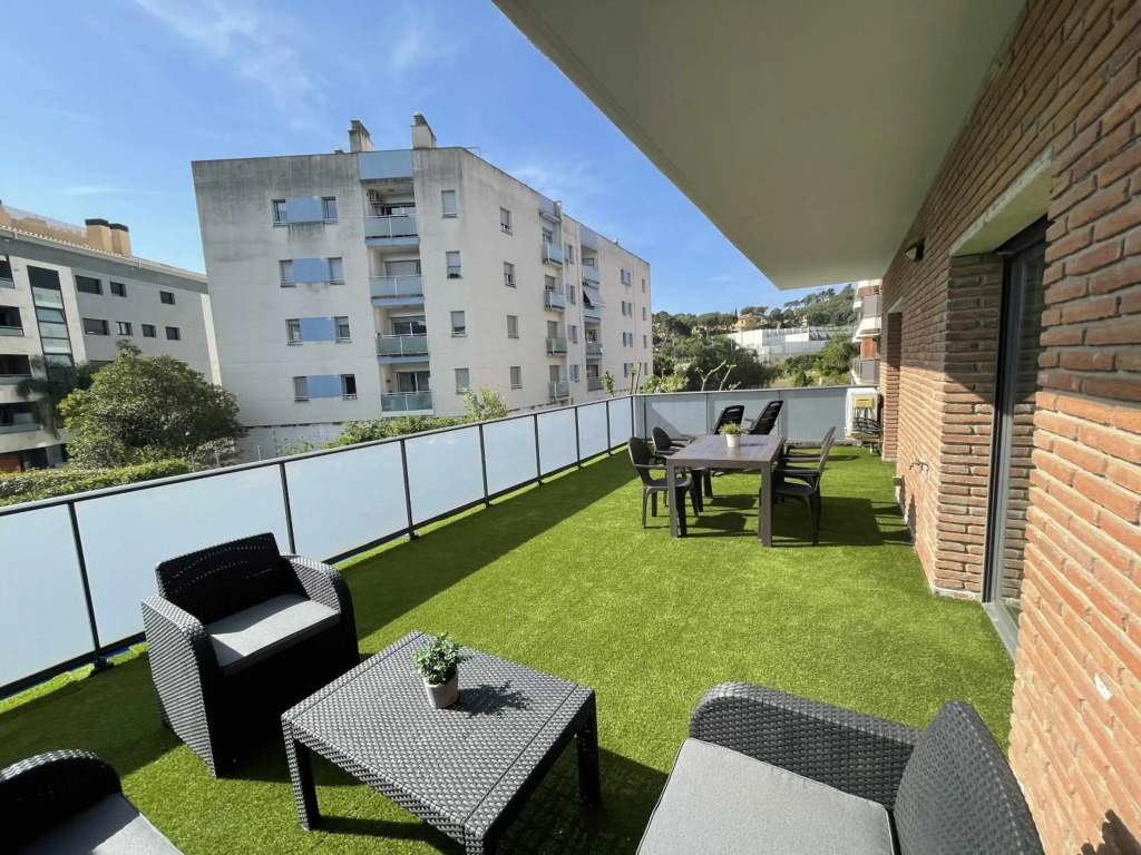 Solàrium con terraza a 5 minutos de la playa recientemente renovado