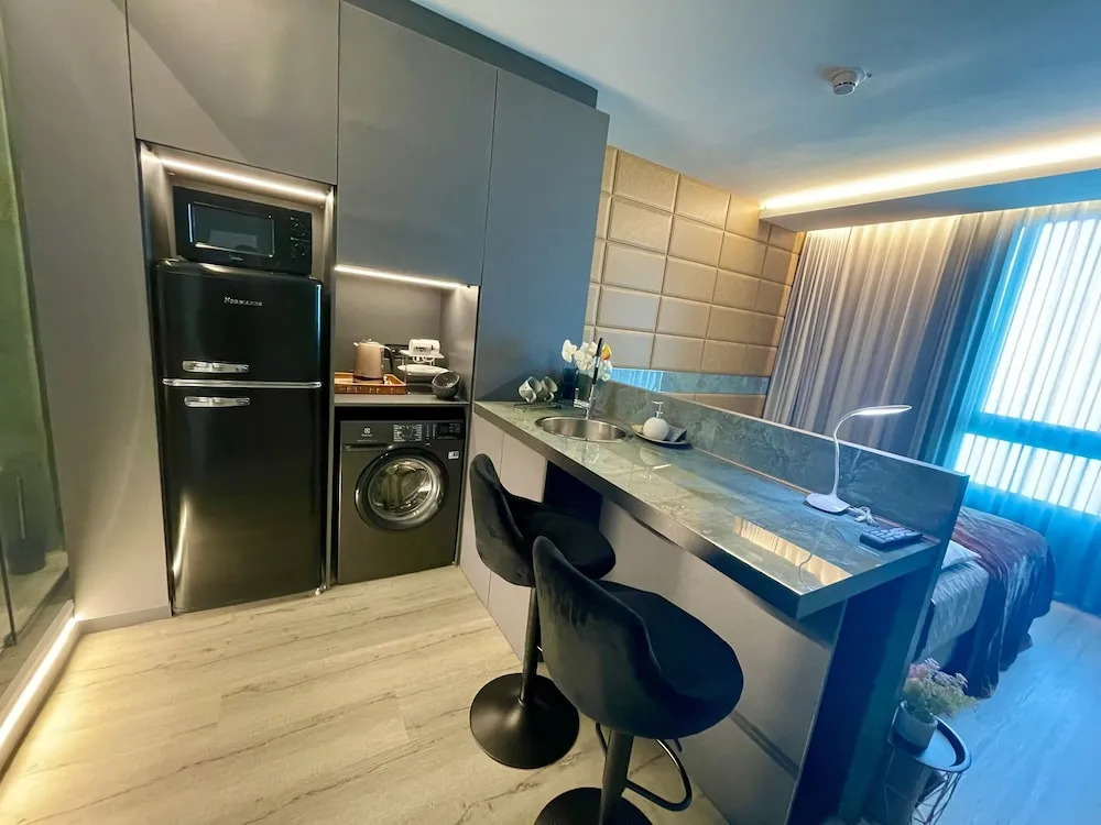 Carmel Holiday Apartments