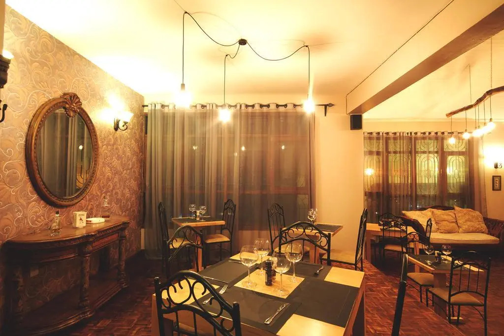 Boulevard Inn Mt Meru